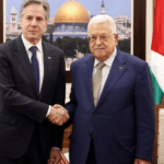 الرئيس الفلسطيني يلتقي وزير الخارجية الامريكي في رام الله