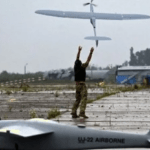 الجيش الروسي يحبط هجومًا بـ 19 طائرة مسيرة في الليل