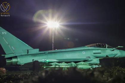 ضربات بحرية أمريكية توجه ضربة قوية لقدرات الحوثيين البحرية في المياه الإقليمية