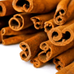 القرفة تثبت فعاليتها في مقاومة أمراض خطيرة بجرعتين يوميا