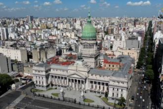 الأرجنتين تحقق فائضاً مالياً غير مسبوق بعد 12 عامًا