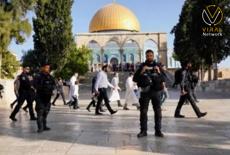 اقتحام المستوطنين للأقصى وتركيب كاميرات مراقبة عند السور الغربي