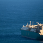 روسيا تتجه بعيداً عن البحر الأحمر في تصدير الغاز المسال إلى آسيا