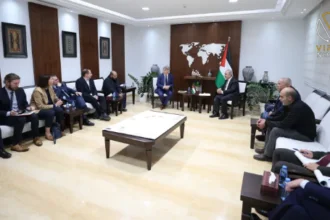 اشتية يناشد فرنسا لدعم الدولة الفلسطينية وتعزيز مكانتها في الأمم المتحدة