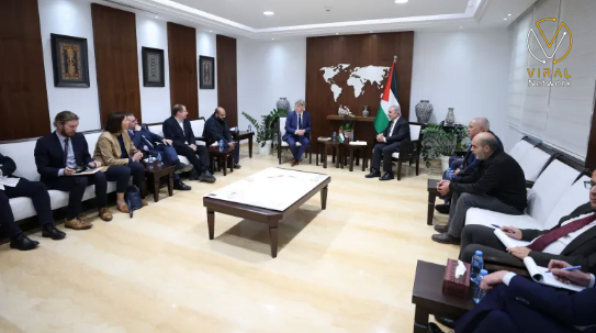 اشتية يناشد فرنسا لدعم الدولة الفلسطينية وتعزيز مكانتها في الأمم المتحدة