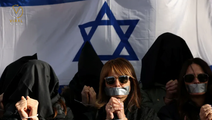 عائلات الأسرى الإسرائيليين تتلقى علامة حياة من حماس