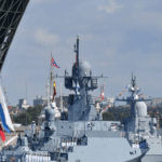 روسيا والصين وإيران يشاركون في تدريبات بحرية مشتركة في خليج عمان