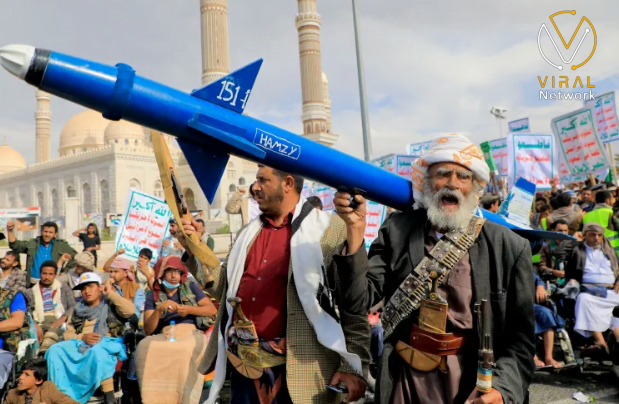 هجوم حوثي على سفينة وتهديد بتصعيد العنف خلال شهر رمضان