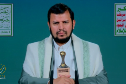 الحوثيون يهددون بمنع مرور السفن الإسرائيلية عبر المحيط الهندي