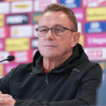 مدرب النمسا يستبعد ثلاثة لاعبين بعد ترديدهم هتافات معادية للمثليين