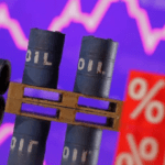 هبوط في أسعار النفط بسبب توقعات بزيادة الصادرات من روسيا