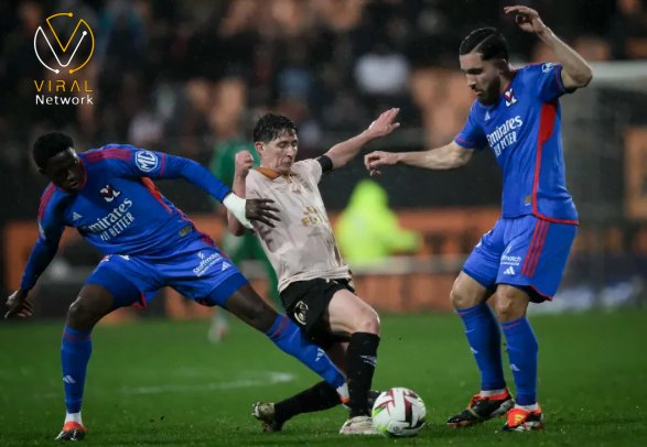 صحفي فرنسي يكشف معاملة الأندية للاعبين الصائمين