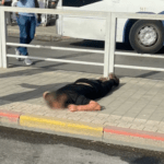 إصابة إسرائيليين في هجوم طعن واستشهاد المنفذ