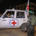 نتنياهو يوجه بمنح الموساد صلاحيات أكبر في تبادل الأسرى