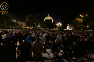 25 ألف مصلٍ يؤدون صلاتي العشاء والتراويح في المسجد الأقصى