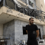 لبنان تطلق عشرات الصواريخ ومسيرتين نحو الأراضي الإسرائيلية