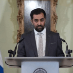 حمزة يوسف يعلن رحيله من رئاسة الحكومة في إسكتلندا