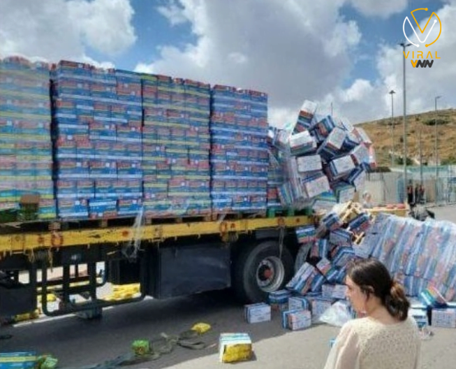 اعتداء مستوطنين على شاحنات إغاثة متجهة إلى غزة