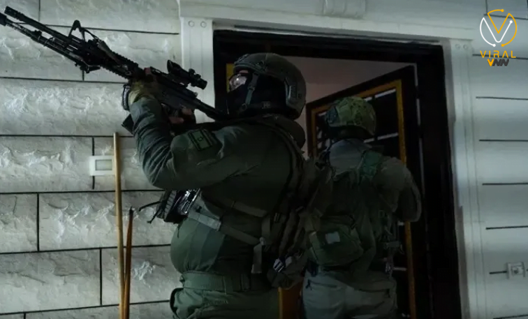 اعتقال 7 مواطنين من الخليل من قبل قوات الاحتلال