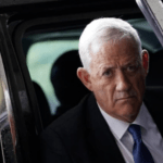 غانتس يعلن رحيله من حكومة الطوارئ