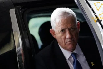 غانتس يعلن رحيله من حكومة الطوارئ