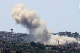 ضربة إسرائيلية تستهدف قيادياً في حزب الله بجنوب لبنان