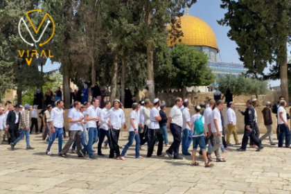 مستوطنون يقتحمون المسجد الأقصى مجدداً