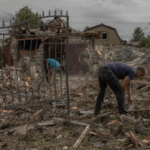 زيلينسكي يعزل قائد الجيش الأوكراني المشترك