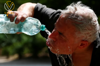 خطر تناول المياه المعبأة في الحرارة