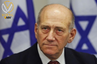 أولمرت ينتقد نتنياهو ويدعو إلى إقالته بتهمة الخيانة