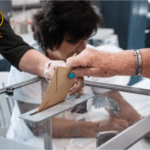 انطلاق التصويت في انتخابات فرنسا مع توقعات بصعود التيار اليميني المتطرف