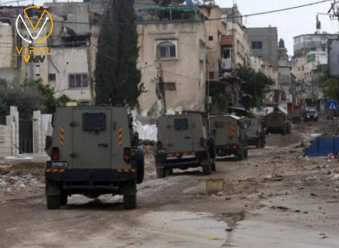 الاحتلال يتواصل في استهداف مخيم نور شمس ويفجر منزلا