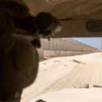 إسرائيل تقترح خططها لمحور فيلديفيا ورفح للقاهرة