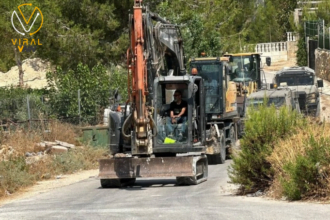 هدم منزل في قرية الولجة ببيت لحم بواسطة جرافات الاحتلال