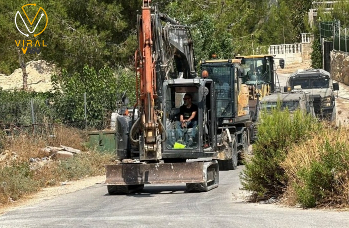 هدم منزل في قرية الولجة ببيت لحم بواسطة جرافات الاحتلال