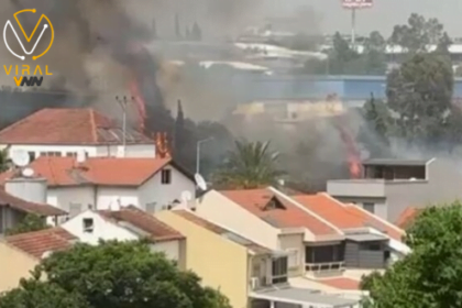 حريق ضخم نتيجة استهداف منزلين في المطلة بمنطقة الجليل