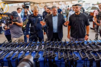 عصابة داخل وزارة بن غفير تروج للأسلحة بمقابل رشاوى