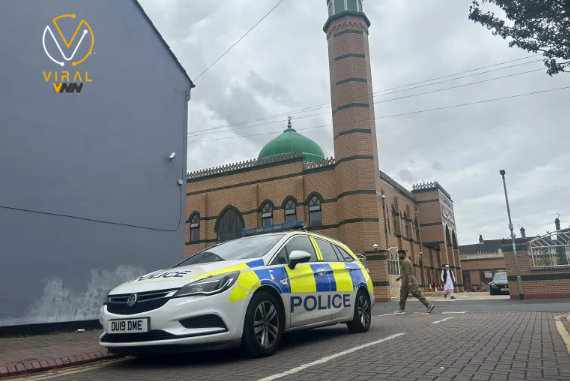 اعتقال سياسي بريطاني بسبب تحريضه على استخدام العنف ضد مثيري الشغب