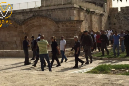 مستوطنون يقتحمون الأقصى