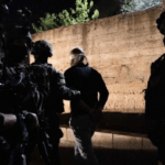 اعتقال 14 مواطن من الضفة الغربية