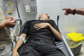 شاب يتعرض للإصابة بعد اعتداء قوات الاحتلال عليه