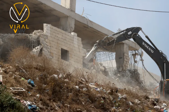 تدمير مبنى بمساحة 3500 متر بواسطة الاحتلال