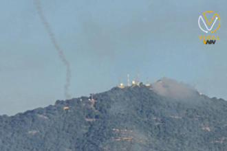 حرائق تشتعل في جبل ميرون نتيجة إطلاق صواريخ من الأراضي اللبنانية