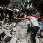 الاحتلال يستمر في استهداف مخيمات النزوح