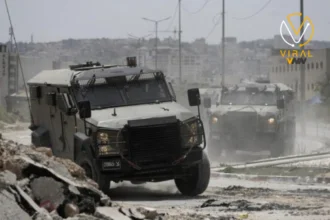 قوات الاحتلال تداهم طولكرم وتفرض حصارًا على مستشفى المدينة