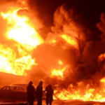 وفاة 48 شخص جراء انفجار شاحنة وقود فى نيجيريا