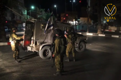 قوات الاحتلال تعتقل 17 شخصاً وتبني حواجز في مناطق مختلفة من الخليل