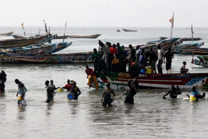 العثور علي 30 جثة في قارب قبالة شواطئ السنغال