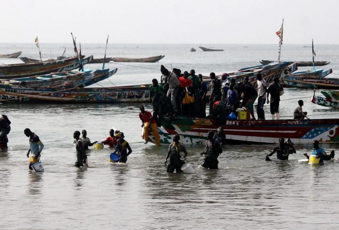 العثور علي 30 جثة في قارب قبالة شواطئ السنغال