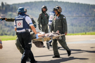 قوات الاحتلال تعلن إصابة 4 جنود في مخيم بلاطة